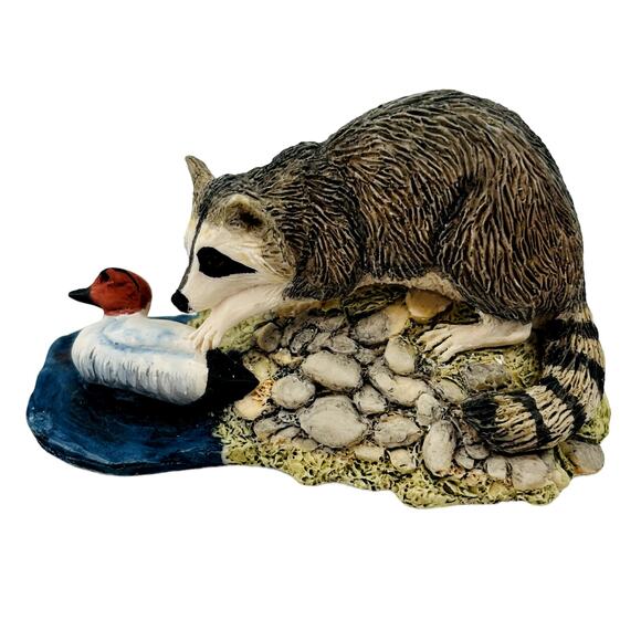 Washed Ashore Lowell Davis Schmid RFD America Figurine‎ Racoon Duck Decoy No Box - Picture 1 of 10
